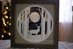 Woodgrain Frame Deer Moonlight Box